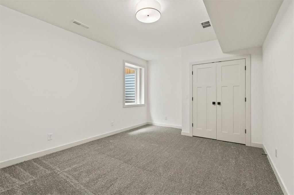5914 Locust Street — photo 27