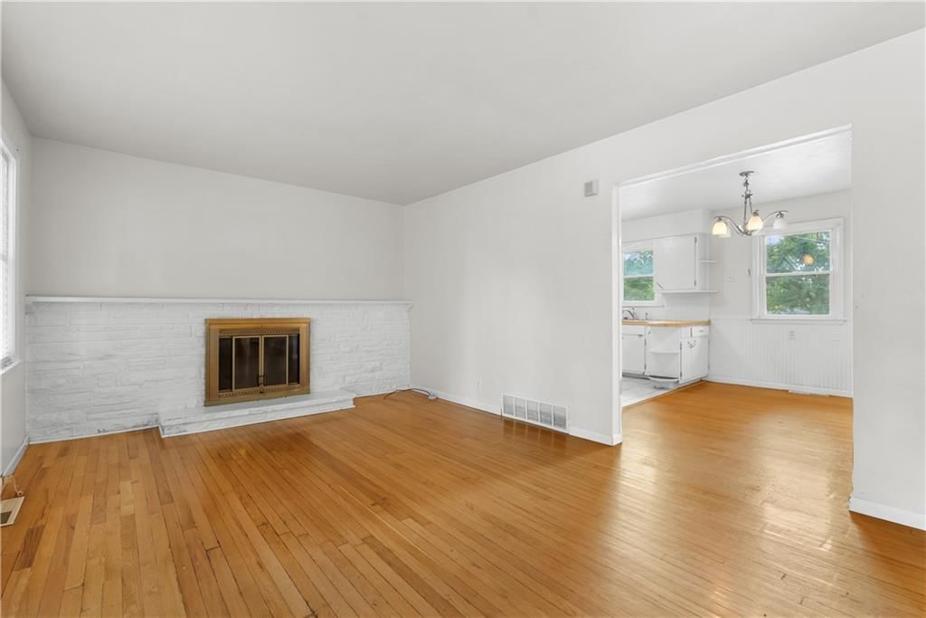 12603 E Erickson Road — photo 6