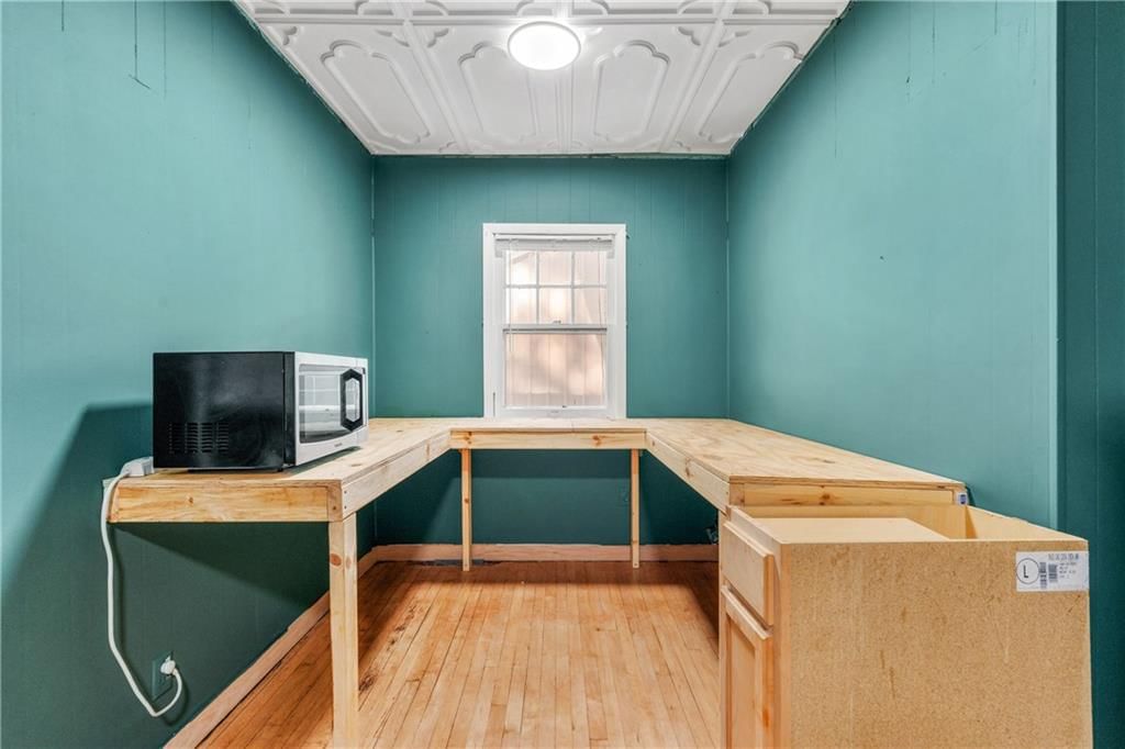 628 N Broadway Street — photo 17