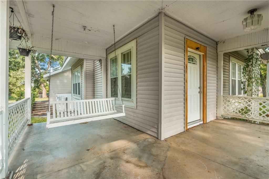 628 N Broadway Street — photo 4