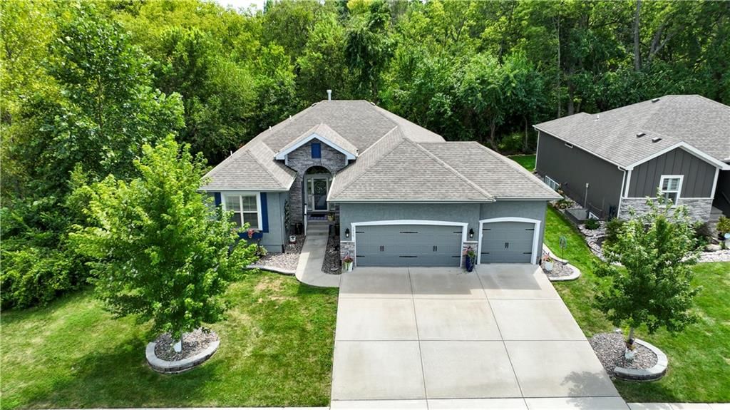 1915 Creek View Lane — photo 27