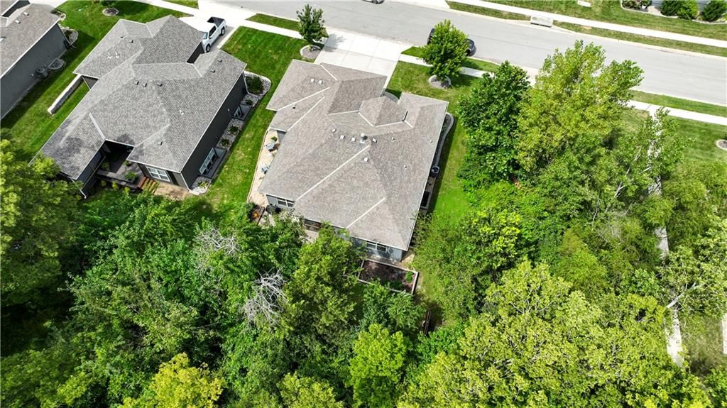 1915 Creek View Lane — photo 31