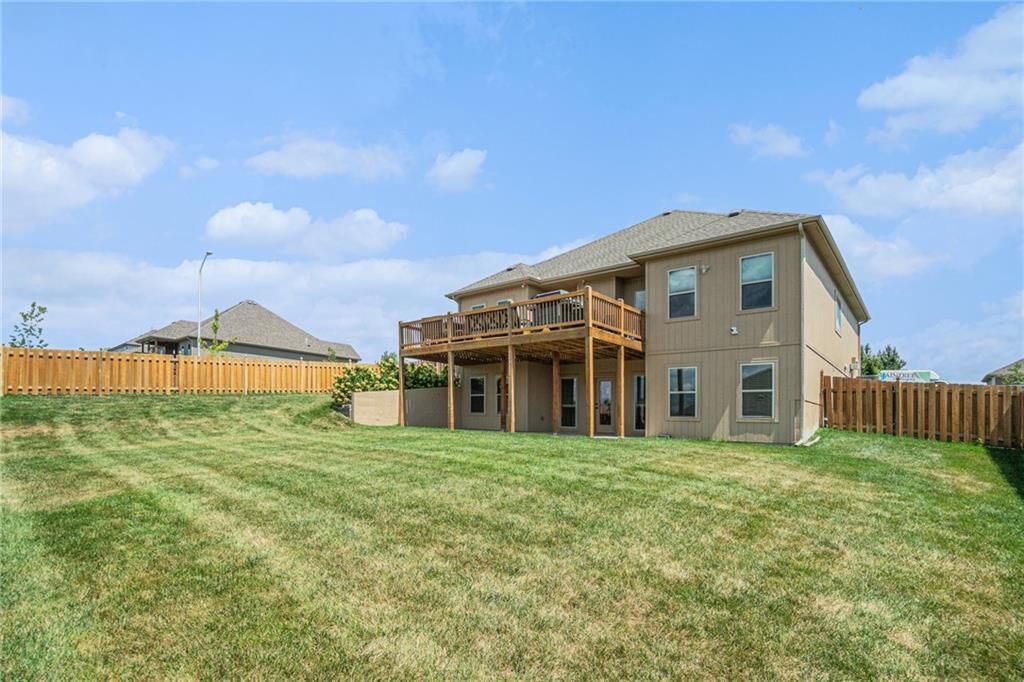 10840 N Corrington Avenue — photo 34