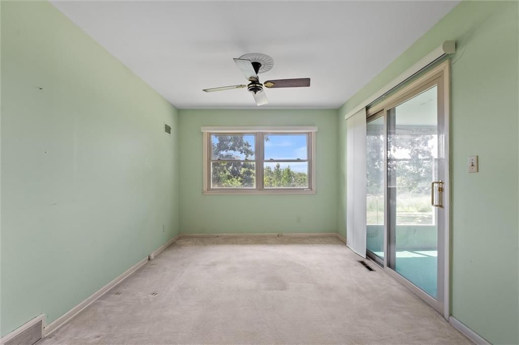 9405 W 106 Street — photo 19