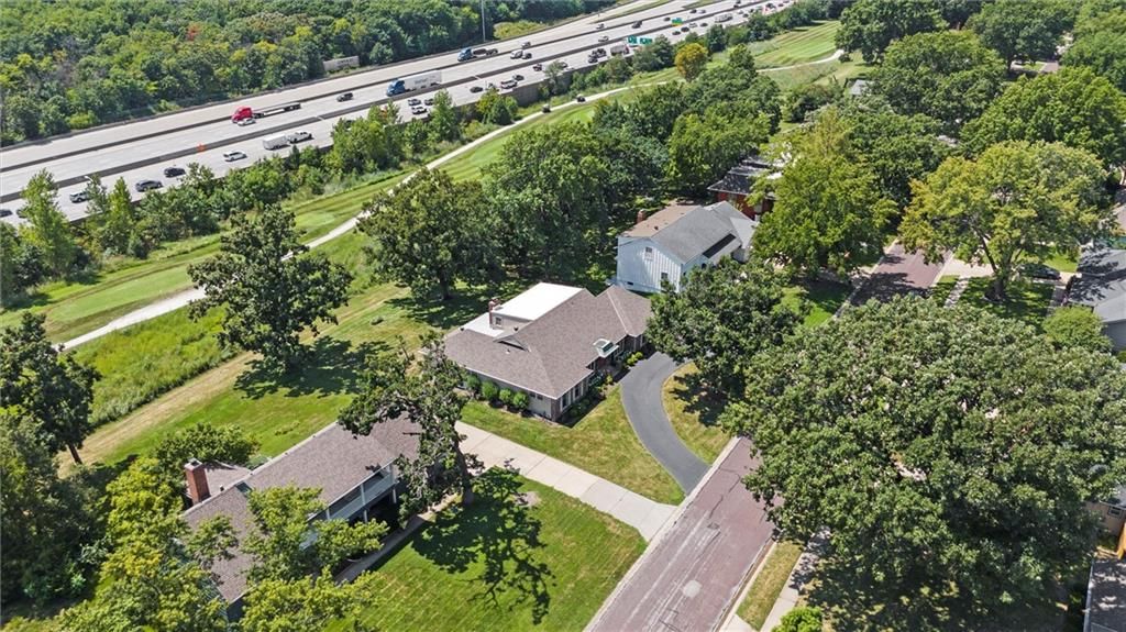9405 W 106 Street — photo 43