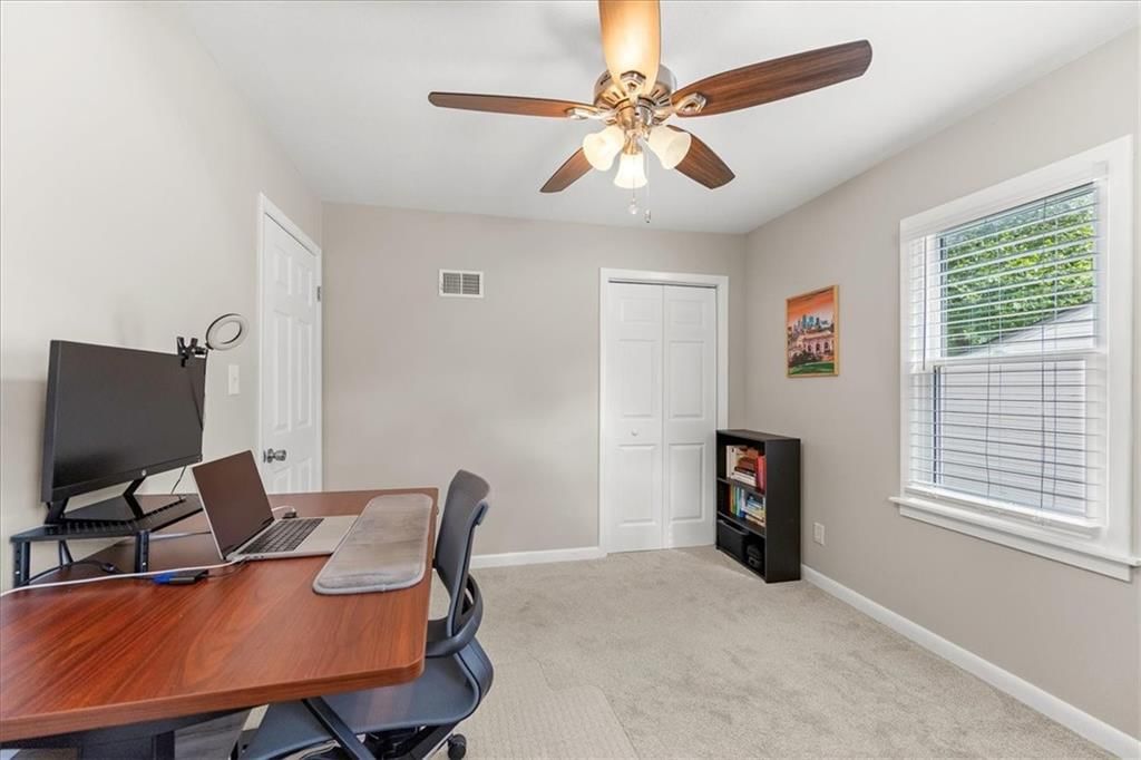 5222 Flint Street — photo 17