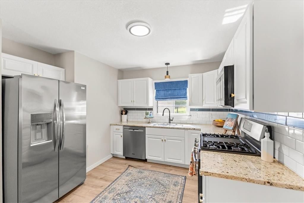 5222 Flint Street — photo 3