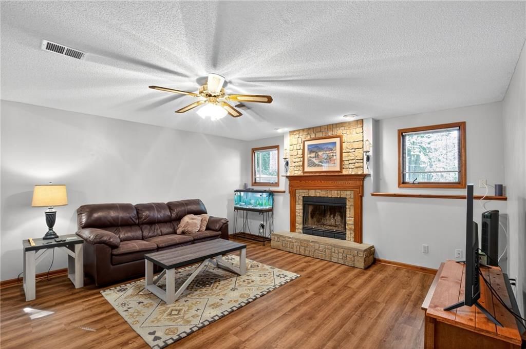 7340 N Rhode Avenue — photo 12