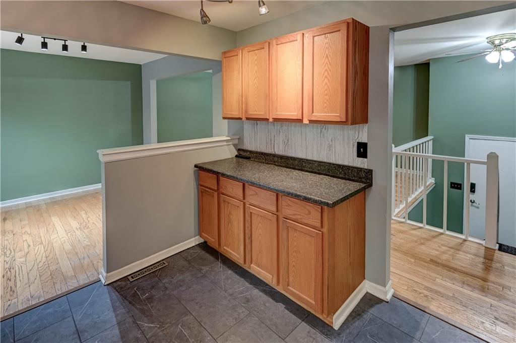 205 SE 2nd Street — photo 16