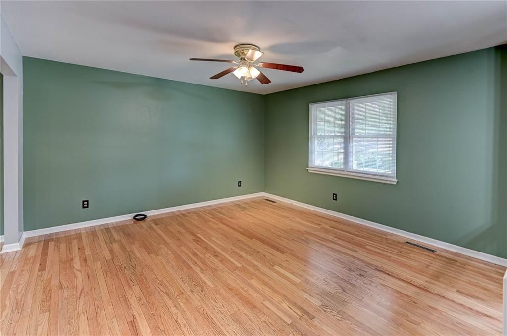 205 SE 2nd Street — photo 7
