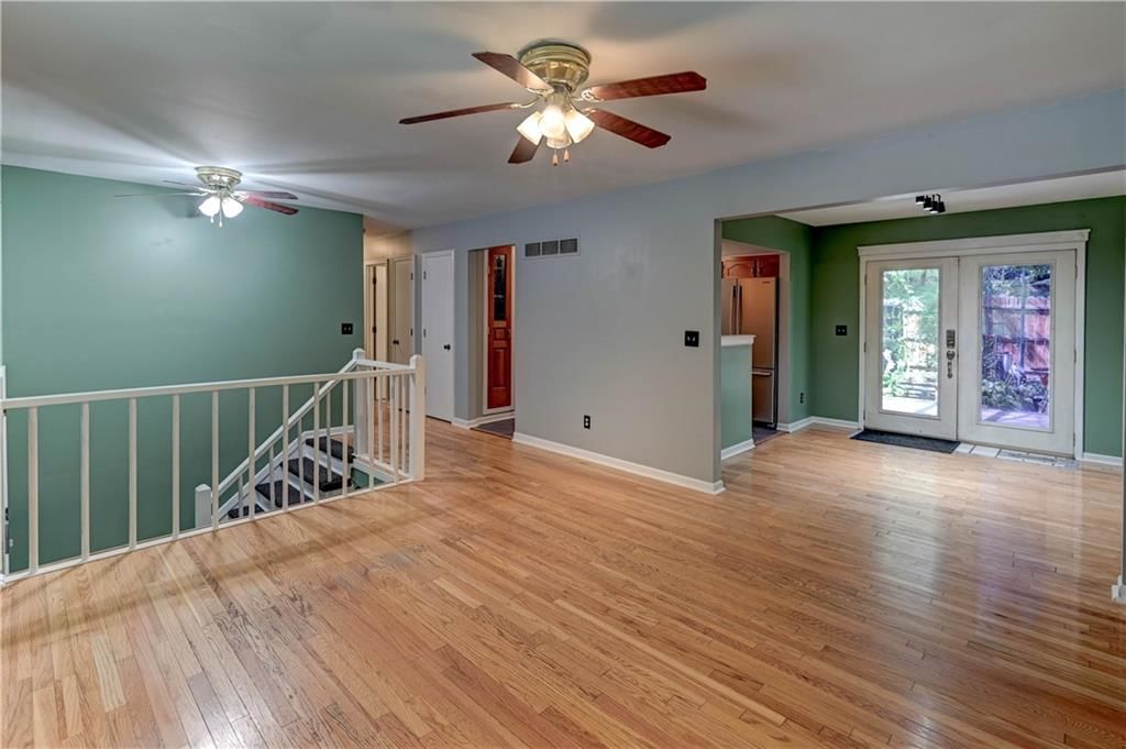 205 SE 2nd Street — photo 10