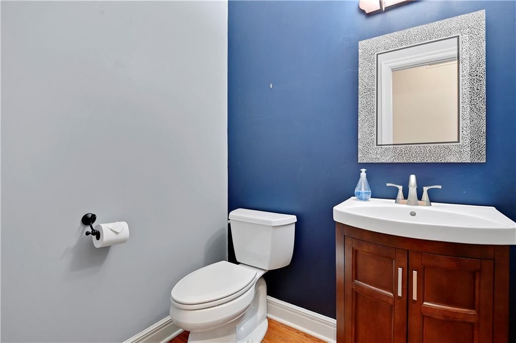 6330 N Nevada Avenue — photo 31