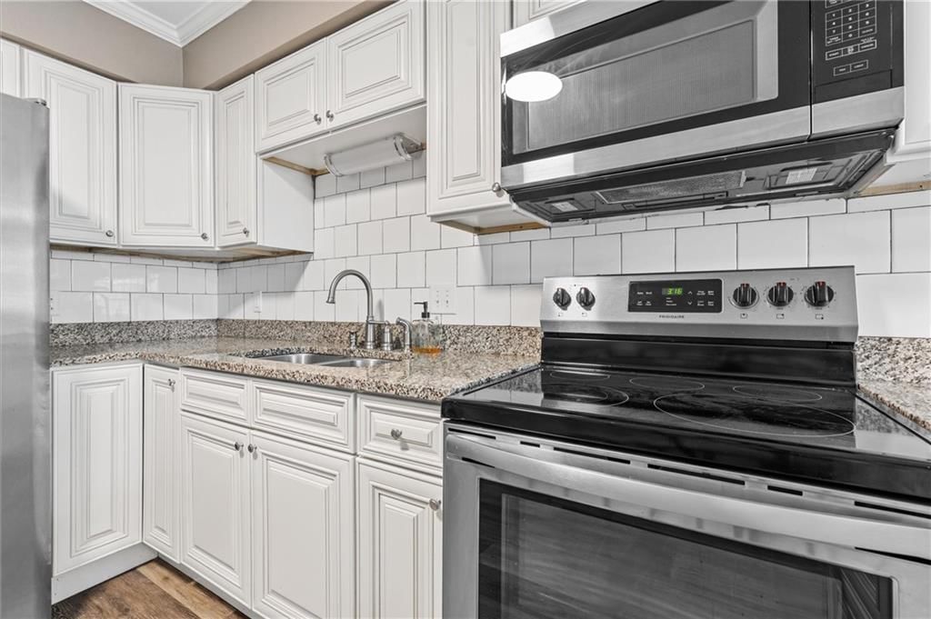 216 S Nettleton Street — photo 20