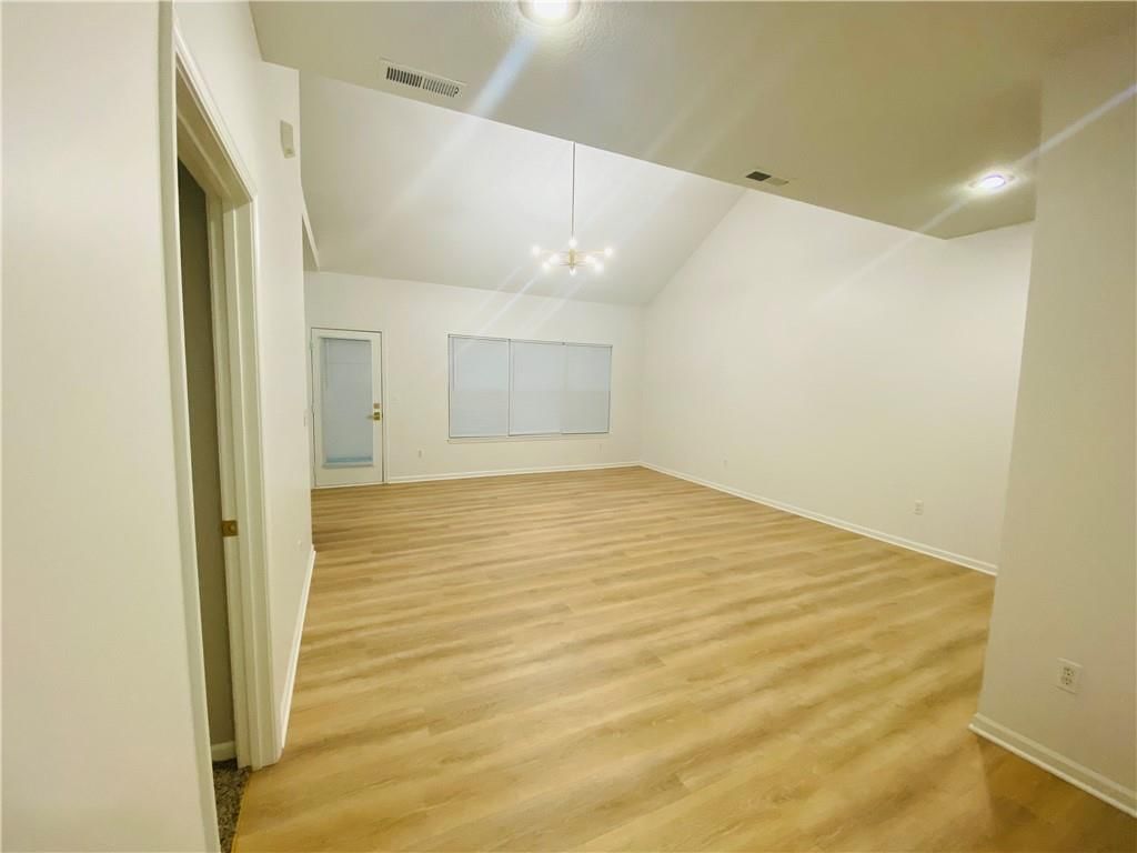1932 N 80TH Court — photo 6