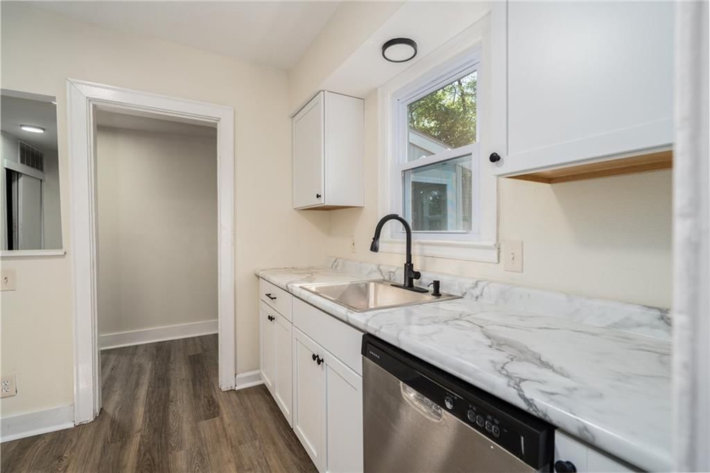 1612 W 5th Street — photo 10