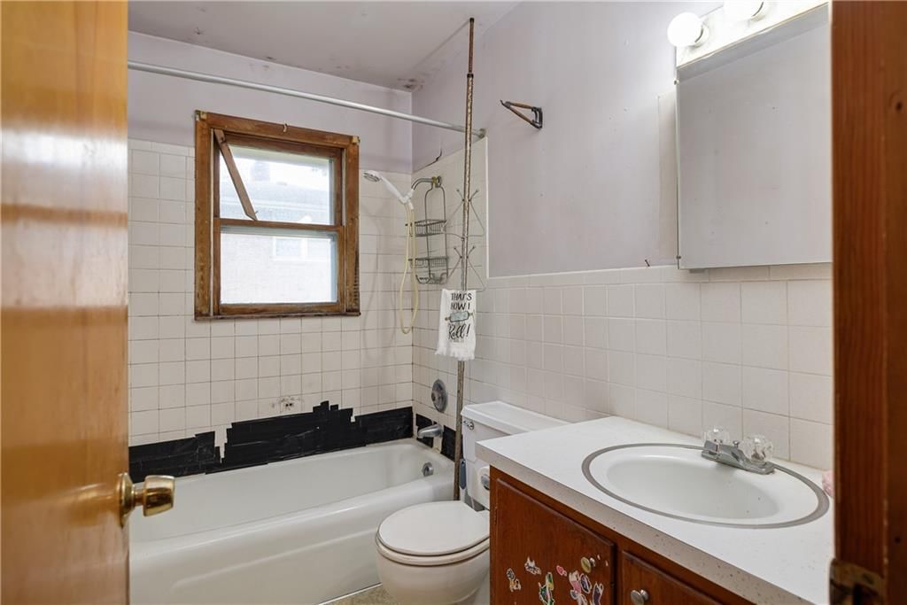 1901 Faraon Street — photo 16