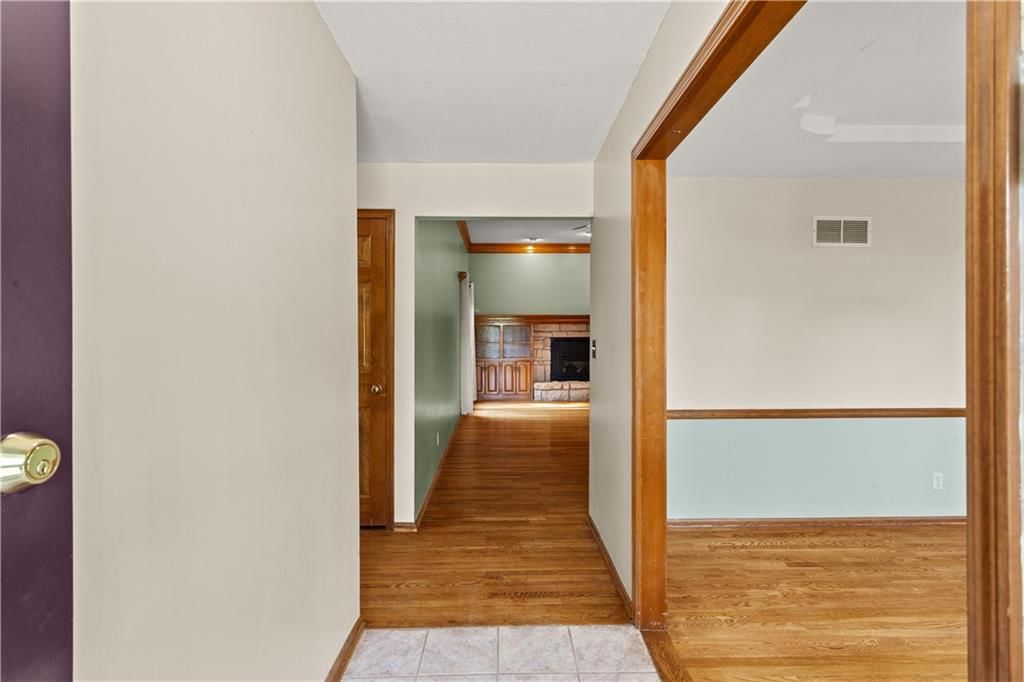 18401 E 26th Terrace Court — photo 3