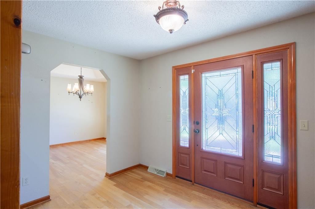 18105 Marcus Road — photo 2
