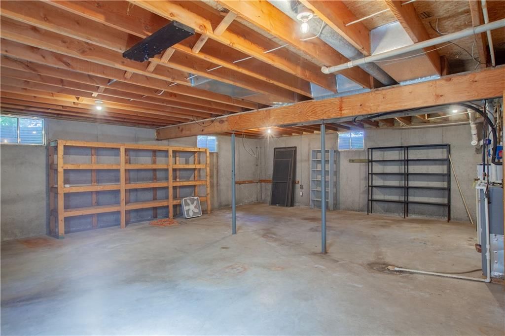 18105 Marcus Road — photo 32