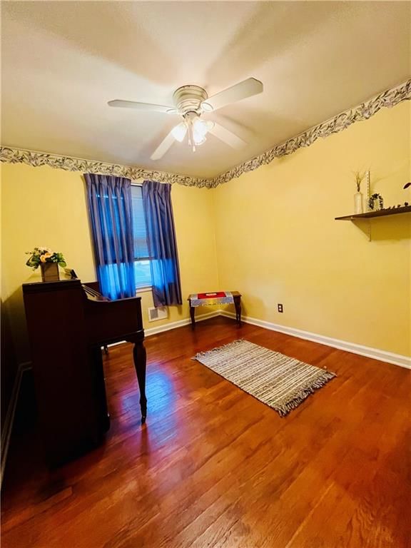 8700 W 82nd Street — photo 15