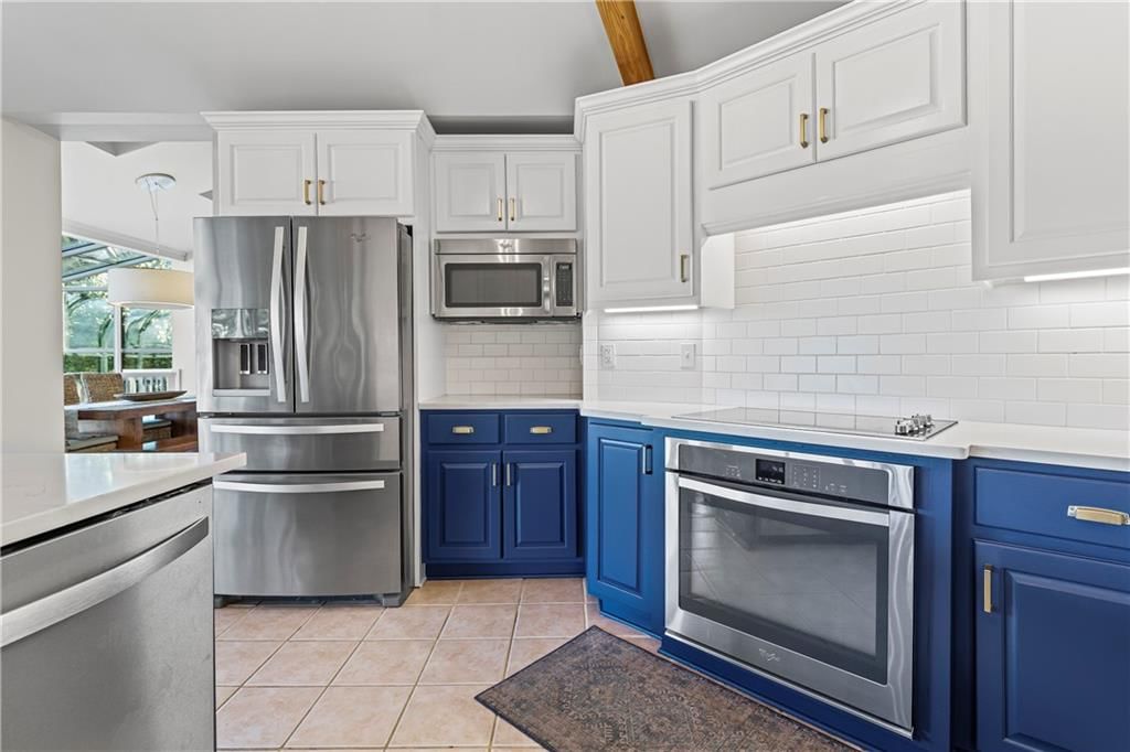 4728 Black Swan Drive — photo 13