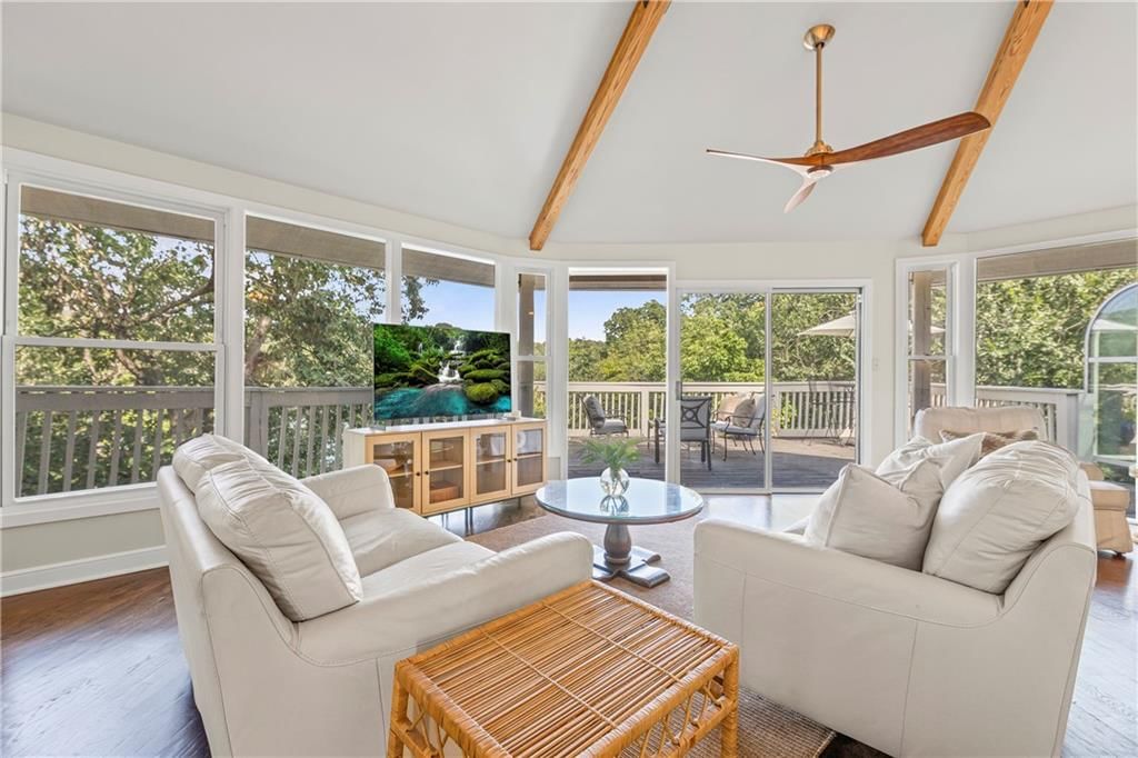 4728 Black Swan Drive — photo 4