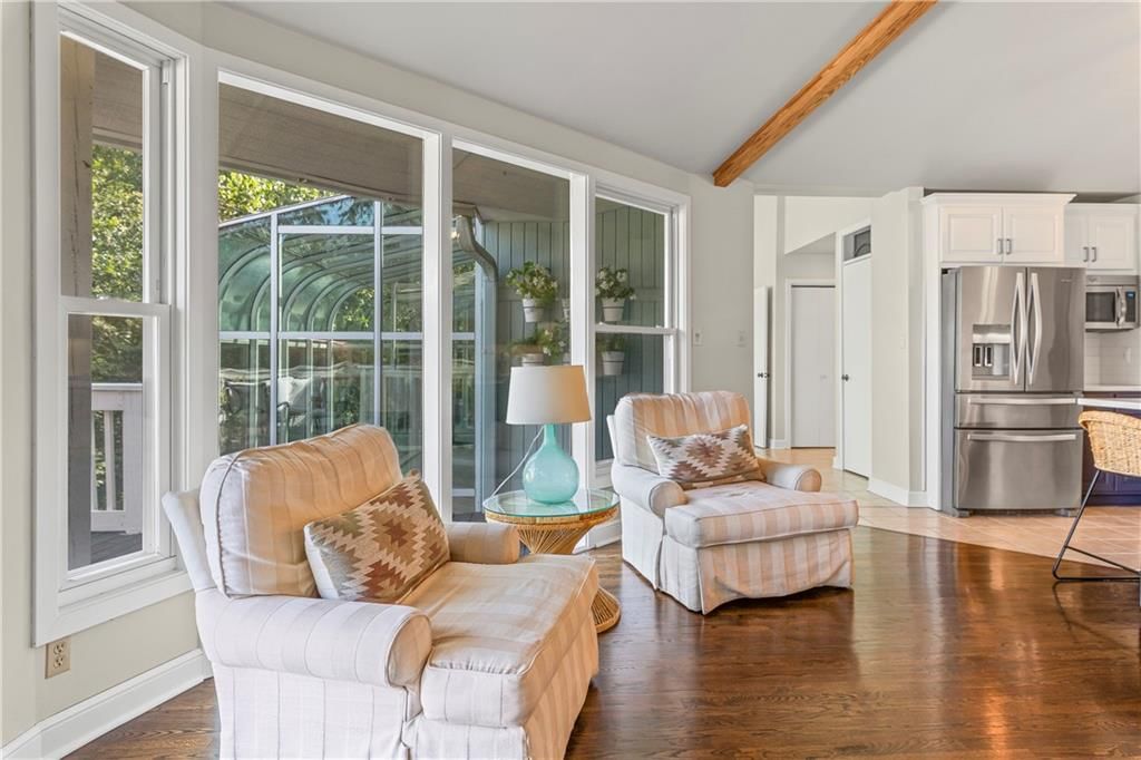 4728 Black Swan Drive — photo 6