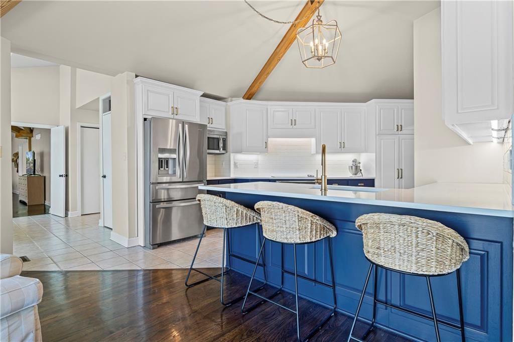 4728 Black Swan Drive — photo 8