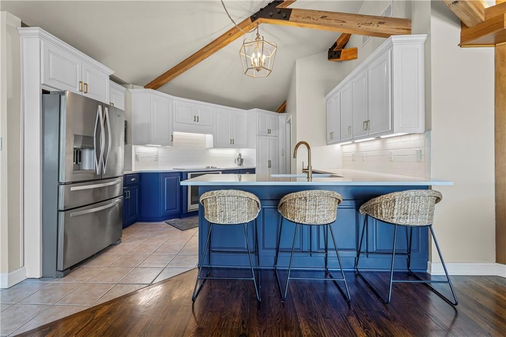 4728 Black Swan Drive — photo 9