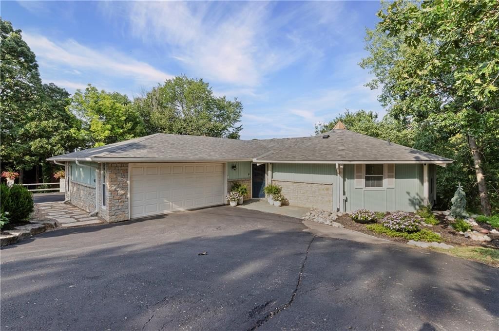 4728 Black Swan Drive — photo 81