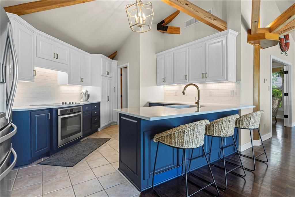 4728 Black Swan Drive — photo 10