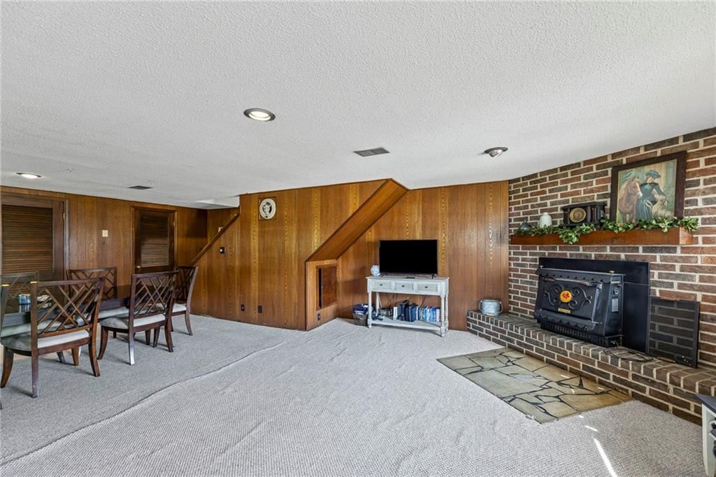 619 S Harrison Street — photo 29