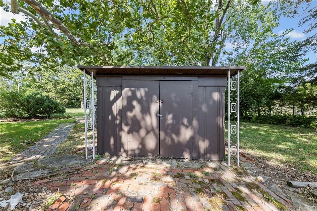 619 S Harrison Street — photo 43