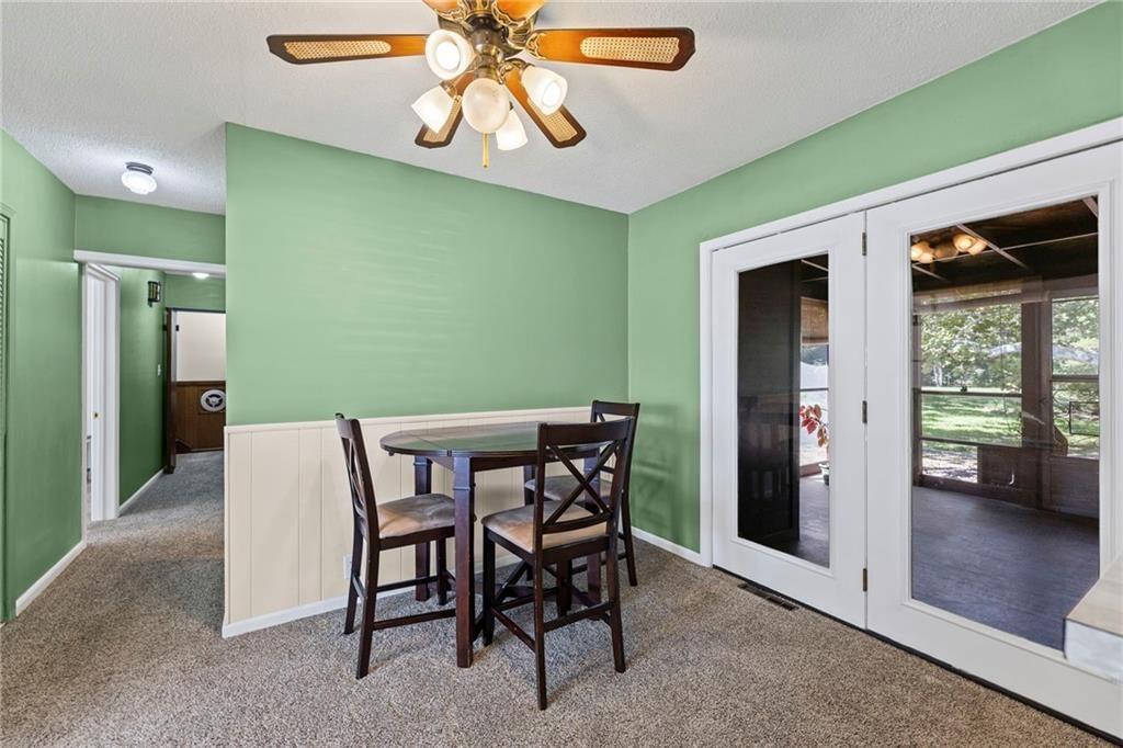 619 S Harrison Street — photo 8