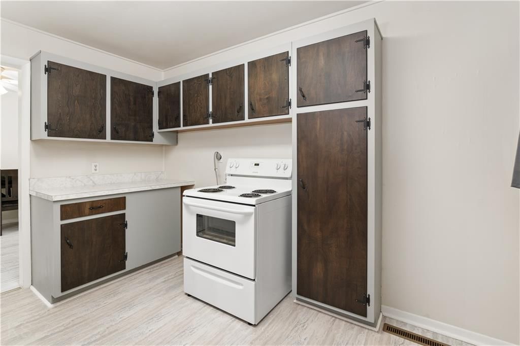1821 S Ingram Avenue — photo 18