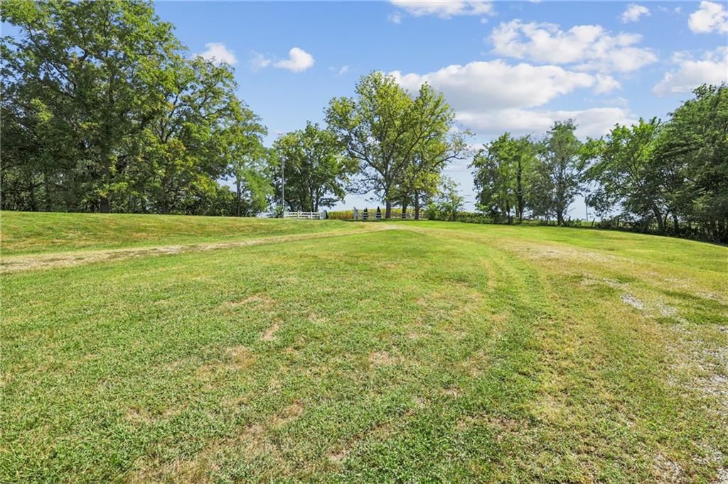 22093 Poplar Road — photo 17