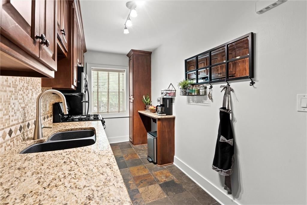 4504 Holly Street — photo 11