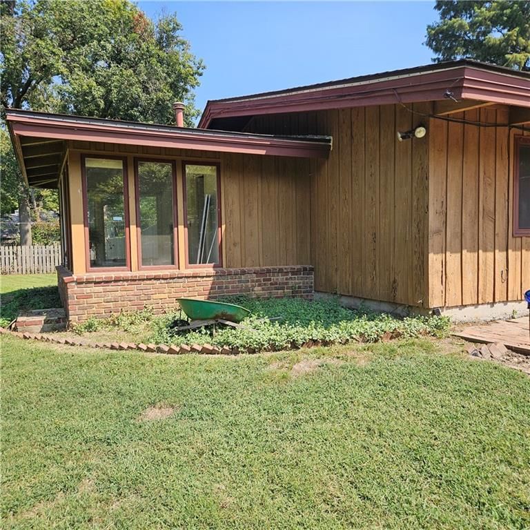 206 Crestwood Lane — photo 11
