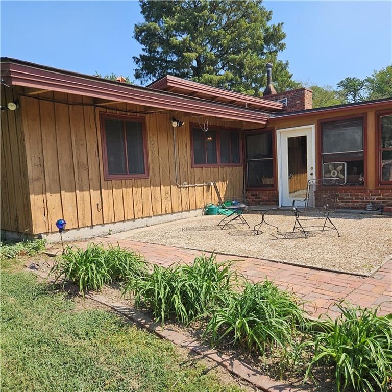206 Crestwood Lane — photo 10