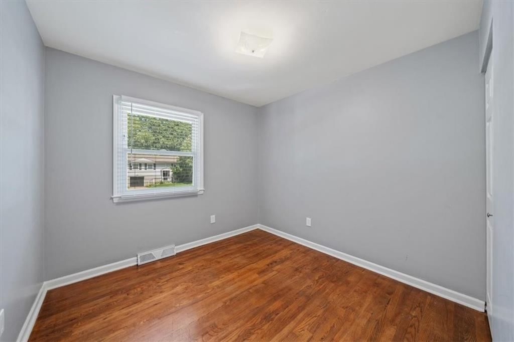 9213 W 100th Street — photo 16