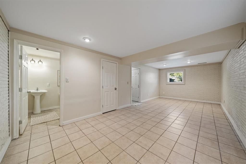 9213 W 100th Street — photo 18