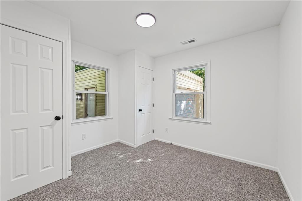 1104 NE 43rd Terrace — photo 10