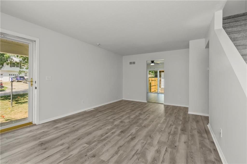 6815 N Askew Circle — photo 5