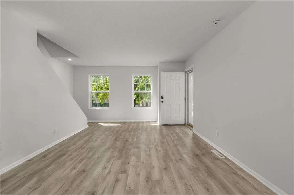 6815 N Askew Circle — photo 6