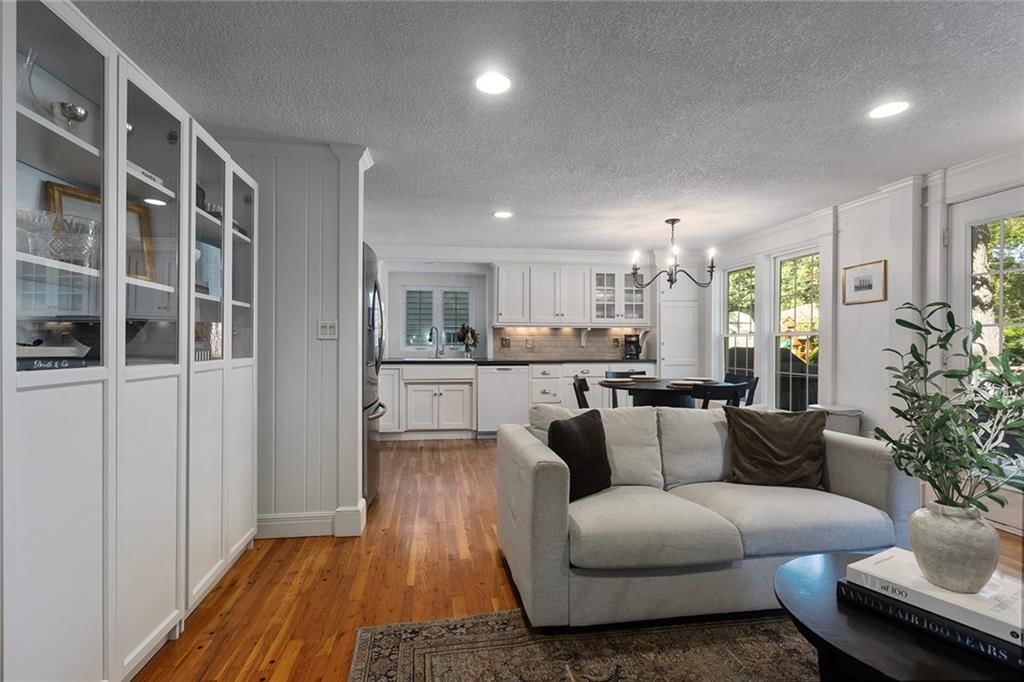 9709 Carter Drive — photo 12