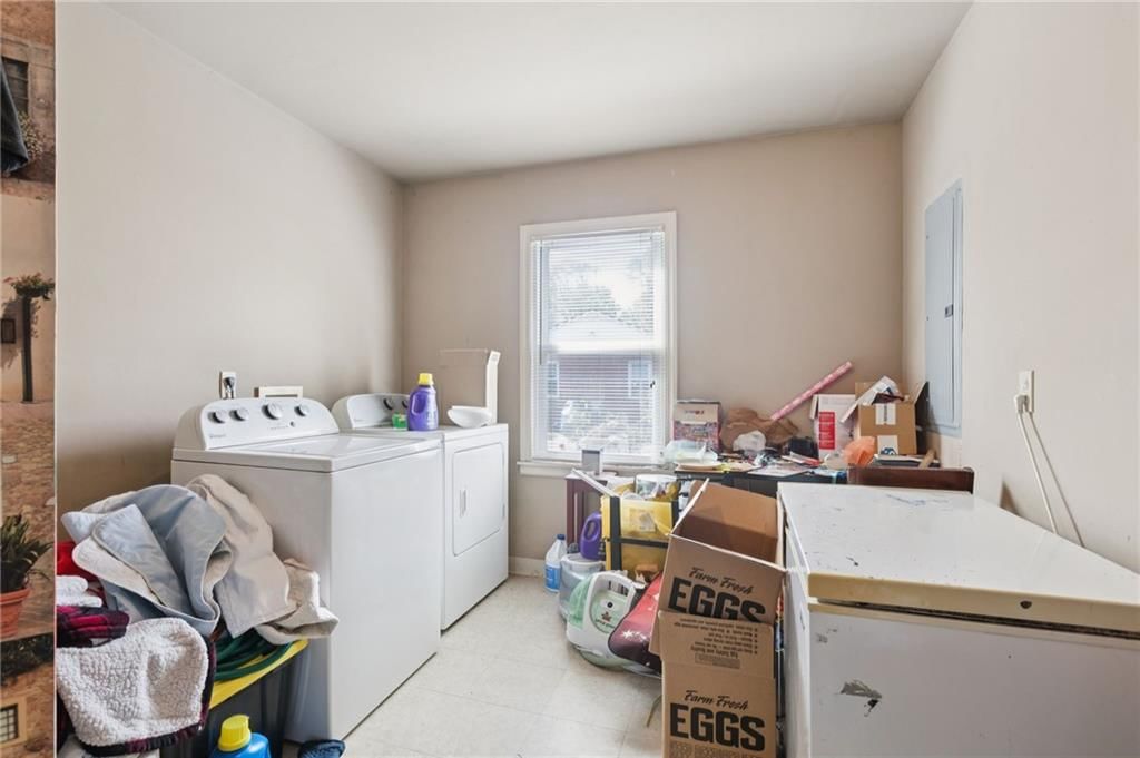 1410 SW Highway Lane — photo 17