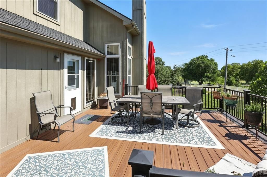 1103 Melody Court — photo 4