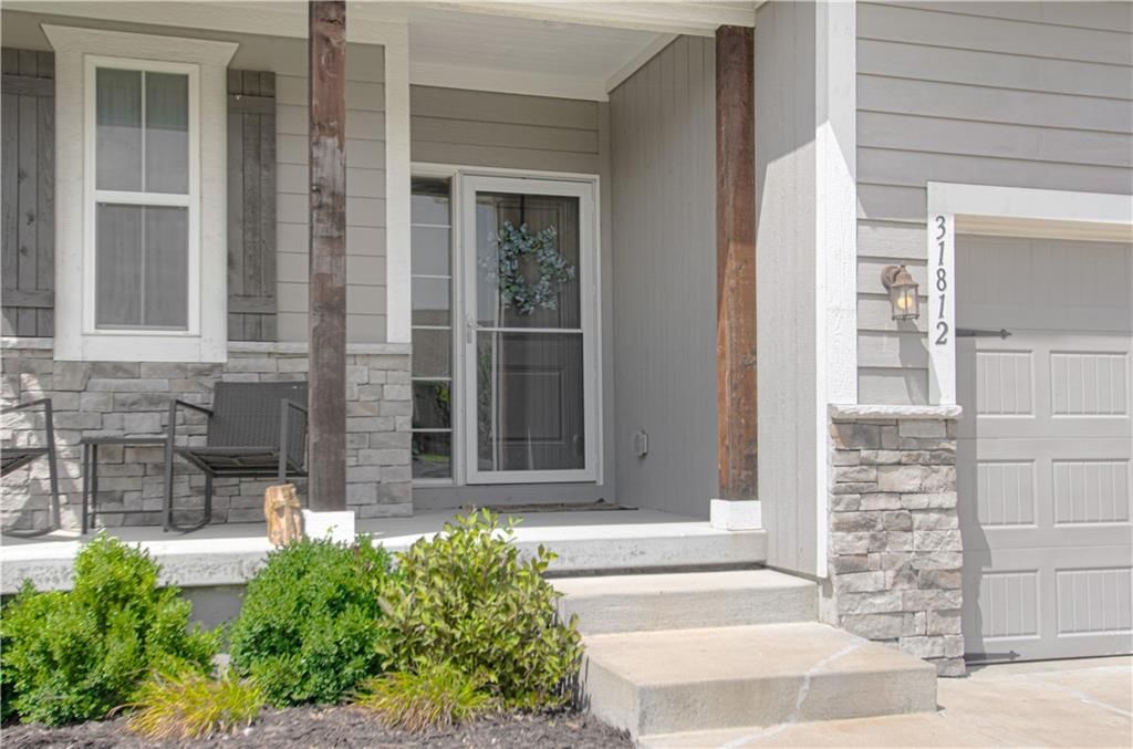 31812 W 172ND Street — photo 2