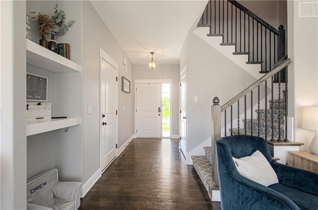 31812 W 172ND Street — photo 3