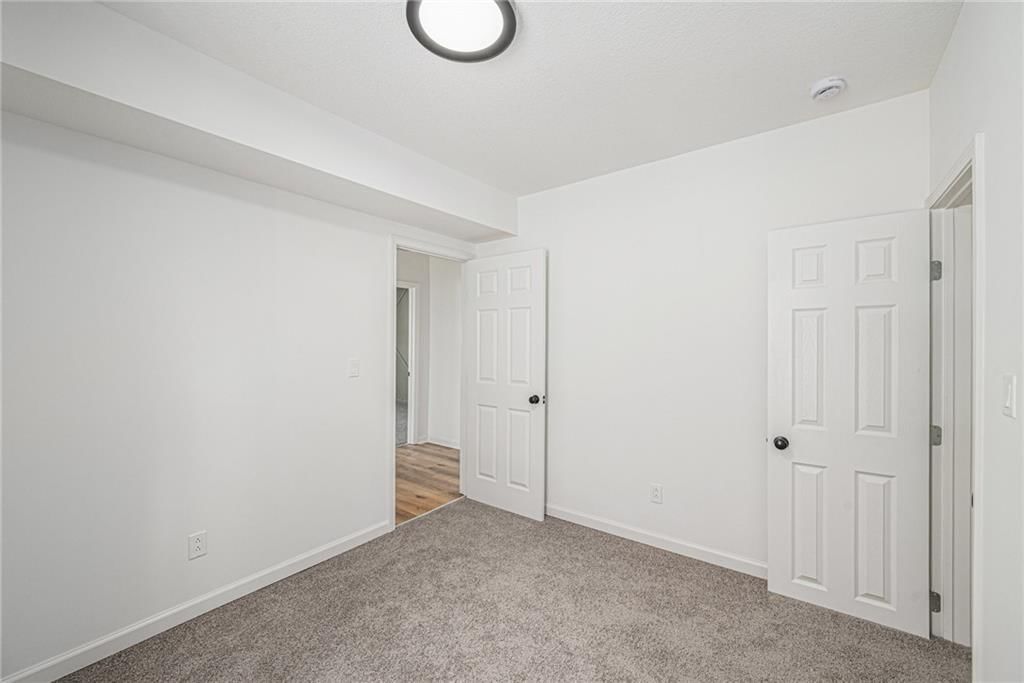 4234 Prospect Avenue — photo 25